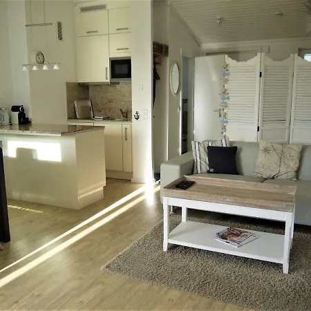 Strandperle 3 *