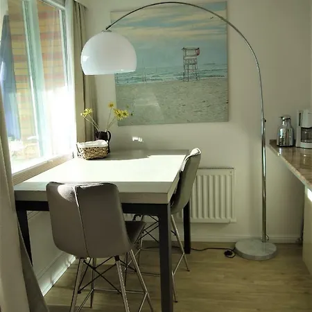 Strandperle 3 *
